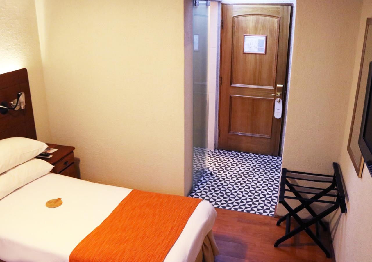 Hotel Y Centro De Eventos Manquehue Las Condes Santiago du Chili Extérieur photo